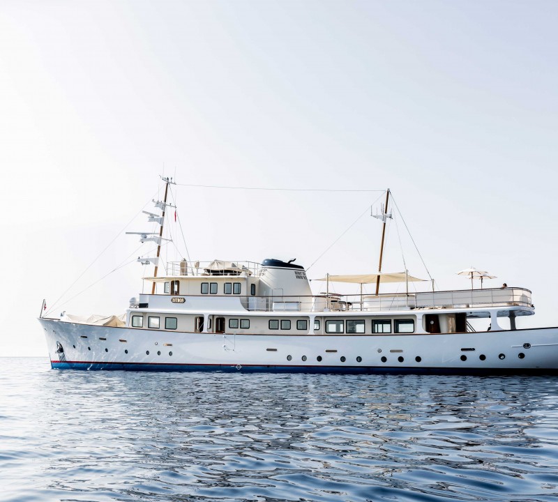 Superyacht outdoor furniture by Van Geest Design — Yacht Charter